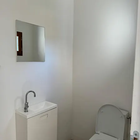 La Vue De La Calade בית נופש